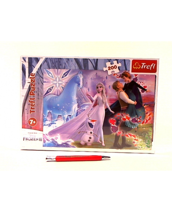 Puzzle 200el Magiczny świat sióstr. Frozen 2. 13265 Trefl