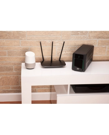 APC Easy UPS BVX 700VA 230V IEC nr 2