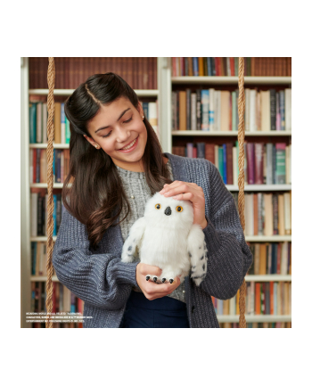 Wizarding World interaktywna Hedwiga 6061829 p1 Spin Master