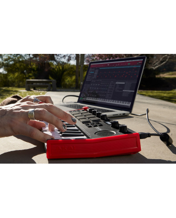 AKAI MPK MINI PLAY 3 - Mini klawiatura sterująca