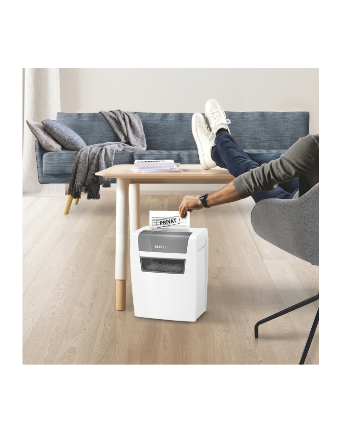 Leitz Niszczarka  IQ Home P4 kosz 15L 80340000 główny
