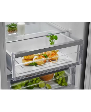 Chłodziarko-zamrażarka ELECTROLUX LNT7ME36G2 nr 2