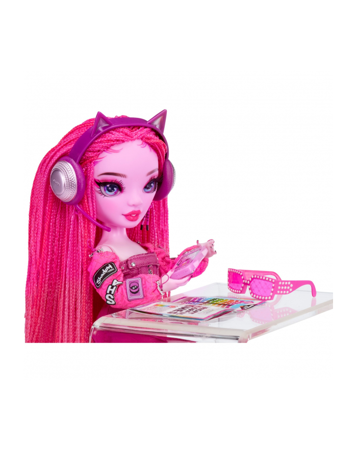 MGA Entertainment Shadow High F23 Fashion Doll - Pinkie James, doll główny