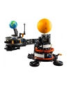 LEGO 42179 TECHNIC Planeta Ziemia i Księżyc na orbicie p3 - nr 16