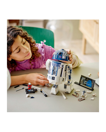 LEGO 75379 STAR WARS R2-D2 p3