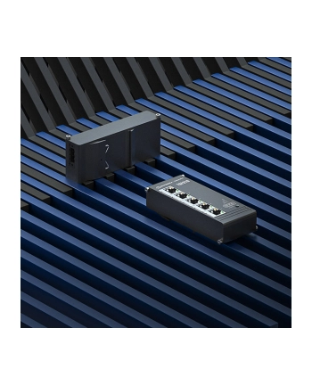 teltonika Przełącznik niezarządzalny Industrial TSF010 flat Ehternet switch  5x10/100 nr 1