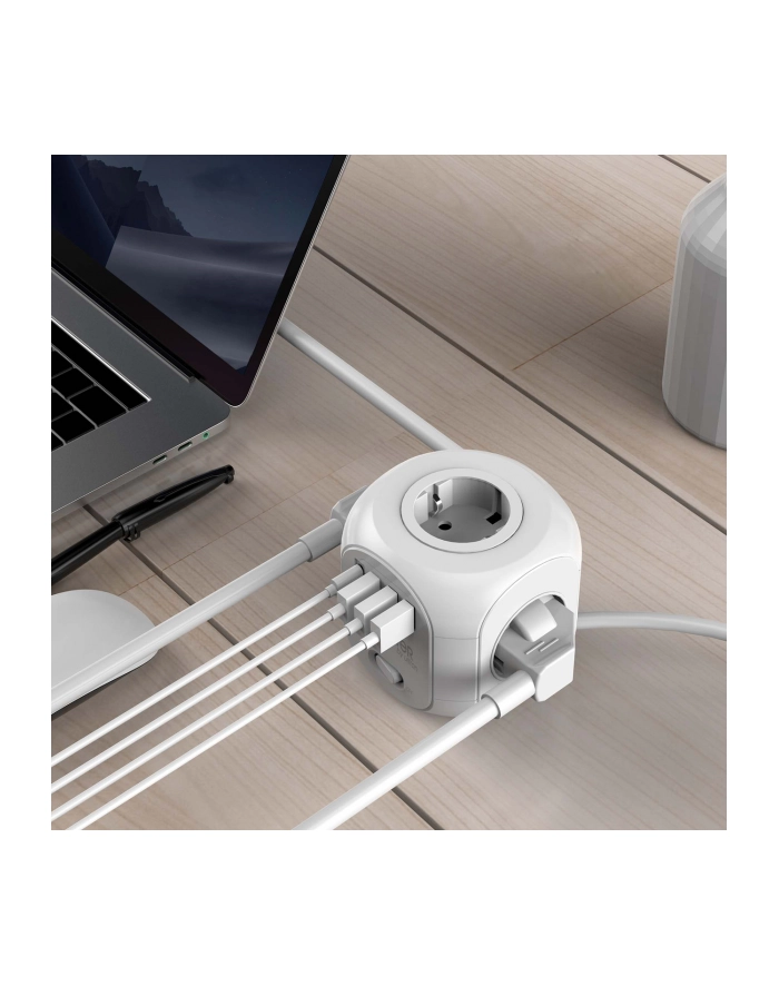 RealPower PowerBox 431 4-drożne gniazdo wtykowe z 3 x USB i 1 x port ładowania USB-C główny