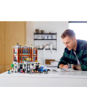 LEGO Creator Expert 10264 Warsztat na rogu - nr 2