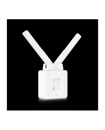 ubiquiti Managed mobile WiFi router that brings plug-and-play connectivity to any environment. Bring your own nano-SIM for LTE data. nr 2