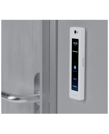 Ubiquiti Second-generation NFC card reader and intercom. nr 1