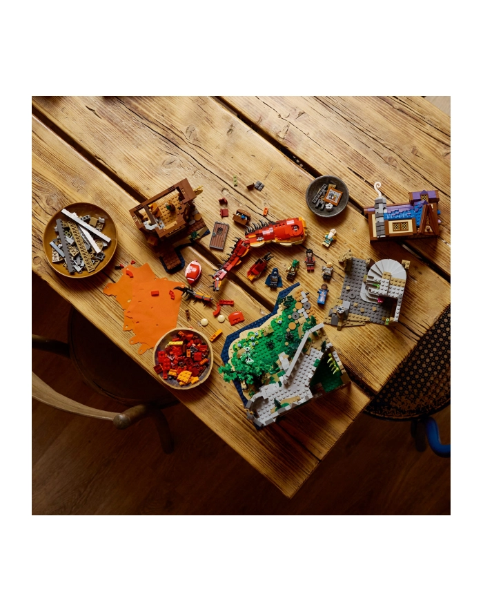 LEGO Ideas 21348 Dungeons 'amp; Dragons: Opowieść czerwonego smoka główny