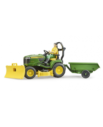 bruder Traktor John Deere z kosiarką, łyżką, przyczepką i figurką ogrodnika 62104