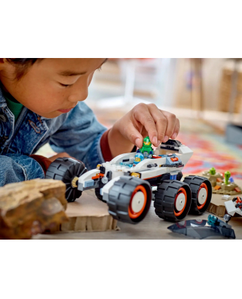LEGO 60431 CITY Kosmiczny łazik i badanie życia w kosmosie p3