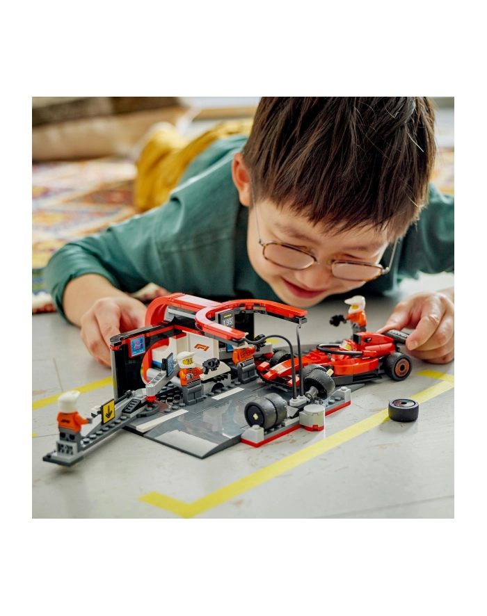 LEGO 60443 CITY F1 Pit stop i mechanicy z bolidem Ferrari główny