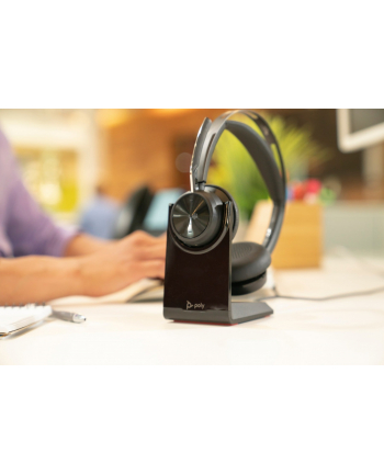 poly Zestaw słuchawkowy Voyager Focus 2  certyfikatem Microsoft Teams USB-C-C z podstawką ładującą, przejściówka USB-C/A 9T9J6AA nr 2