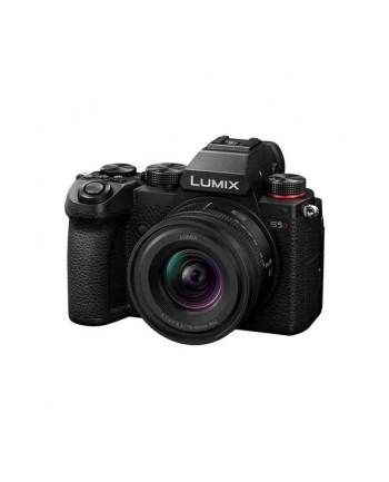 Panasonic Lumix S5D + S-R18-40 F/4.5-6.3 nr 2