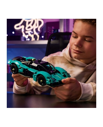 LEGO TECHNIC 42208 ASTON MLEGO ARTIN VALKYRIE nr 2