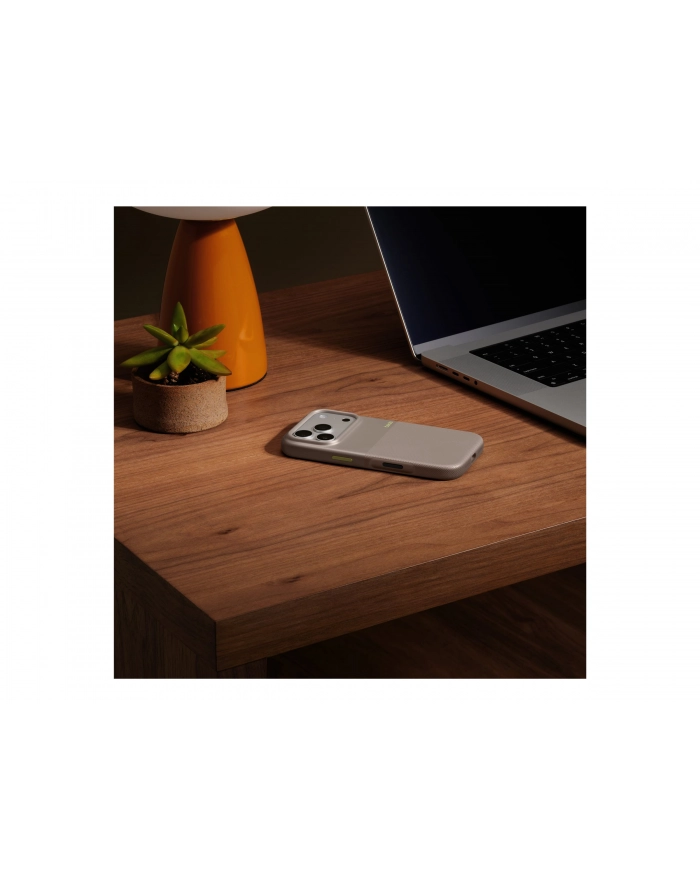 apple Etui Beats Rugged zgodne z MagSafe i panelem Sterowanie aparatem do iPhonea 17 Pro - alpejski szary główny