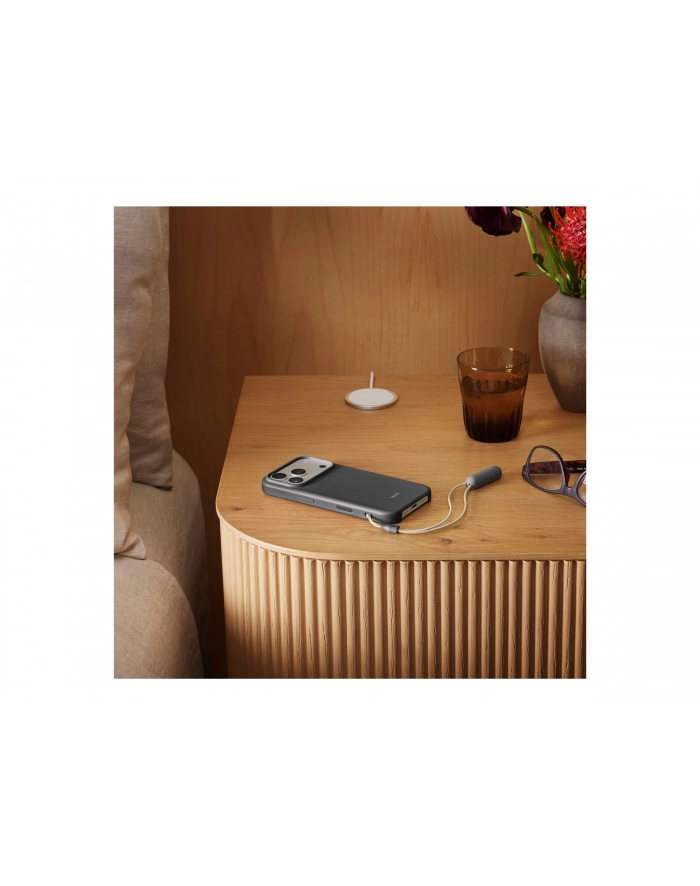 apple Etui z podpórką Beats Kickstand zgodne z MagSafe i panelem Sterowanie aparatem do iPhonea 17 Pro - szafirowy szary główny
