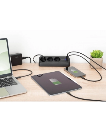 digitus Listwa zasilająca biurkowa, 3 gniazda Schuko, 2x USB-A (2x 12W), 1x USB-C (30W) z zaciskiem na blat, kabel 1,5m, czarna