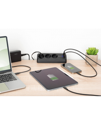 digitus Listwa zasilająca biurkowa, 3 gniazda Schuko, 2x USB-A (2x 12W), 1x USB-C (30W) z zaciskiem na blat, kabel 1,5m, czarna