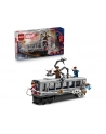 LEGO Marvel 76321 Spider-Man kontra Doc Ock — scena w metrze - nr 5