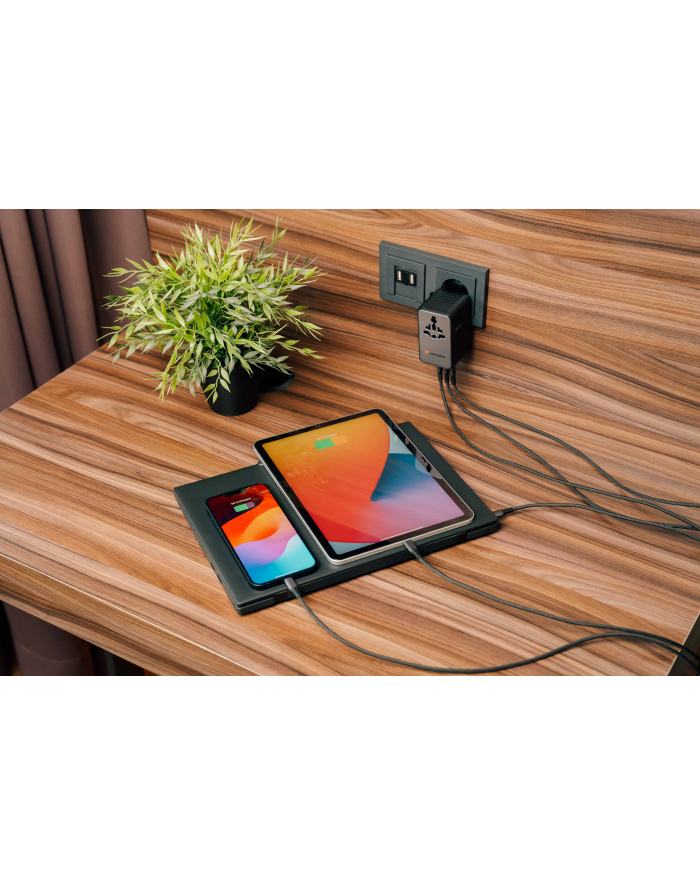 Adapter podróżny Verbatim Charge 'n' Travel GaN III globalny 170W, 2xUSB-C PD 3.1 QC 4+ 140W, 1xUSB-C PD 3.0 QC 3.0 30W, 1xUSB-A QC 3.0 18W główny