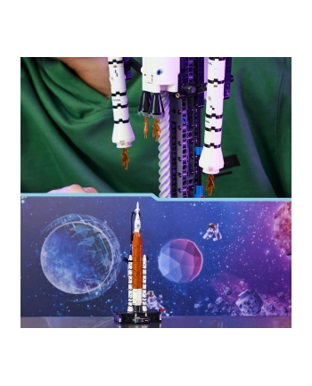LEGO Technic 42221  NASA Artemis Space Launch System Rocket nr 2