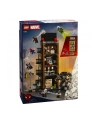 LEGO Marvel Super Heroes 76342 Spider-Man vs. Mysterio - nr 4