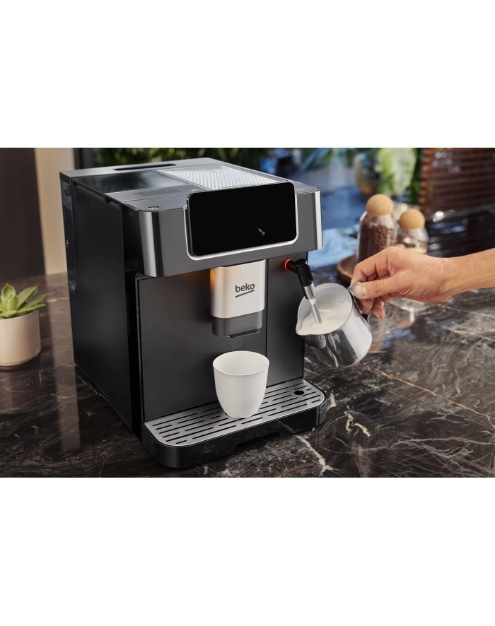 Beko CaffeExperto CEG7304B czarny Rodaj: ciśnieniowy| Rodzaj kawy: ziarna | Rodzaje napojów: Espresso, Late | Moc [W]: 1350 | 19 barów główny