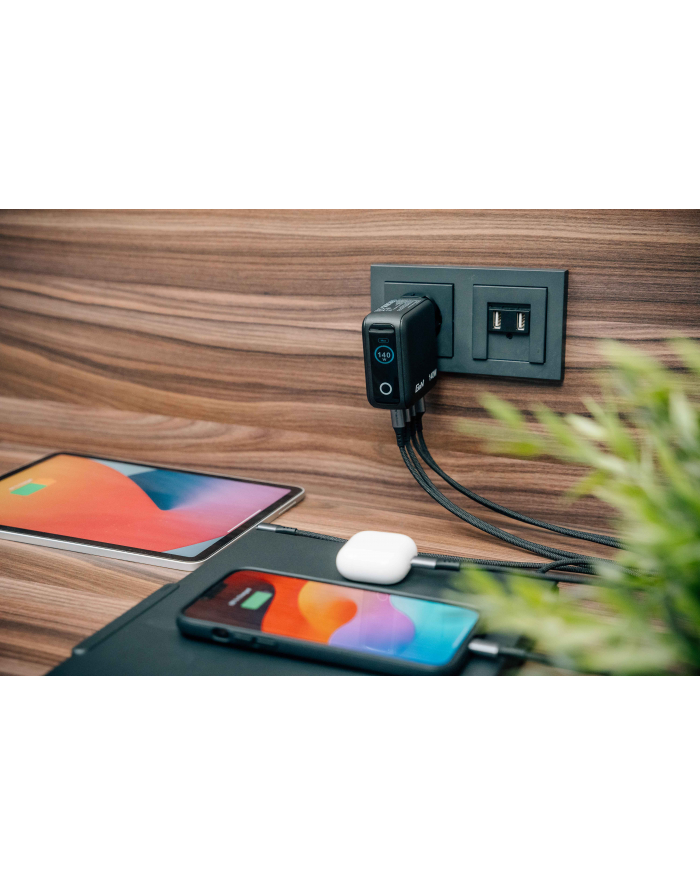 Verbatim Mini GaN Charger 140W mit Display 3xUSB-C +1xA   30240 główny