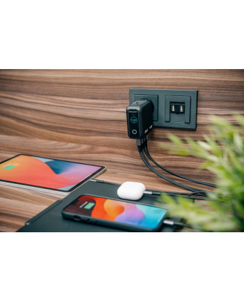 Verbatim Mini GaN Charger 140W mit Display 3xUSB-C +1xA   30240 nr 1