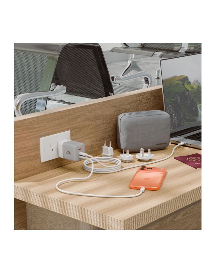 Alogic 3x67 Rapid Power 67W Multi Country Travel Charger główny
