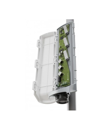 MIKROTIK GPERx6 Switch 3x GbE 3x SFP+ PoE IP66