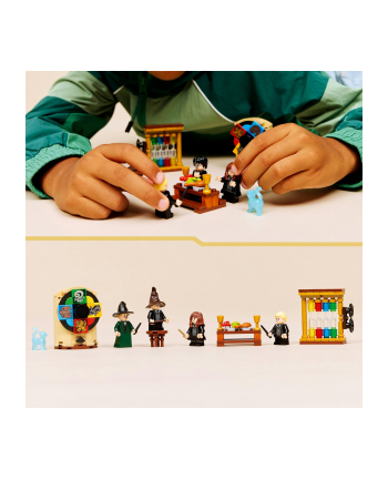 LEGO Harry Potter 76460 - Zamek Hogwart: Ceremonia przydziału nr 2