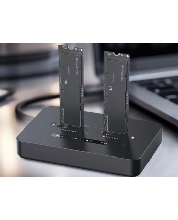 gembird Stacja dokująca do komputerów stacjonarnych z dwoma dyskami SSD USB typu C, M.2 NVME (i SATA), czarna
