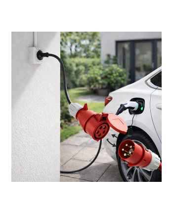 qoltec Adapter siłowy do ładowarek EV | gniazdo CEE 16A 5P | Przejściówka 400V na SCHUKO 230V | max 16A | 3.5kW