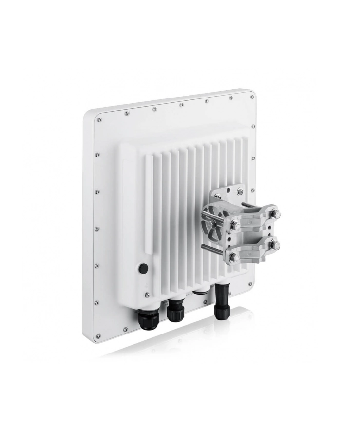 ZYXEL WBE665S Ruggedised BE22K 4x4x4 MU-MIMO Smart Antenna Triple Radio Incl 1 year Nebula Pro 1x1/2.5/5/10 GB LAN port PoE++ główny