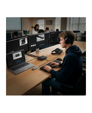 Belkin CONNECT 16-in-1 140W sw. Triple Display Dock INC029kqBK