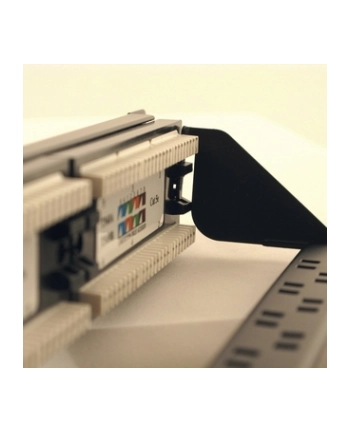 Netrack patchpanel 19'' 24-porty kat. 5e UTP LSA z półką nr 2