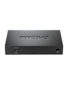 D-Link 8-port 10/100 Metal Housing Desktop Switch - nr 24