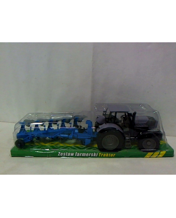 Traktor z maszyną rolniczą G045127