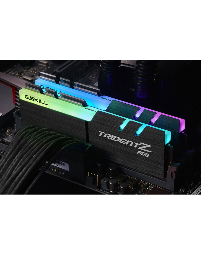G.Skill Trident Z RGB Pamięć DDR4 16GB (2x8GB) 4400MHz CL18 1.4V XMP 2.0 główny